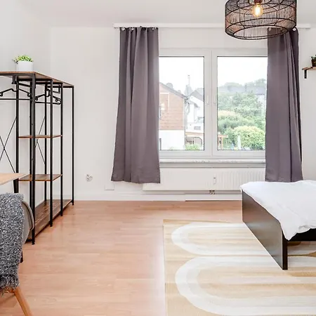 For 4 - Essen, Kitchen, Wifi, Netflix 아파트 에센