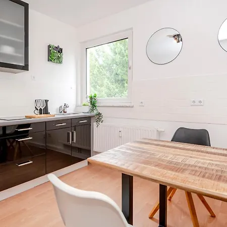 For 4 - Essen, Kitchen, Wifi, Netflix דירה אסן